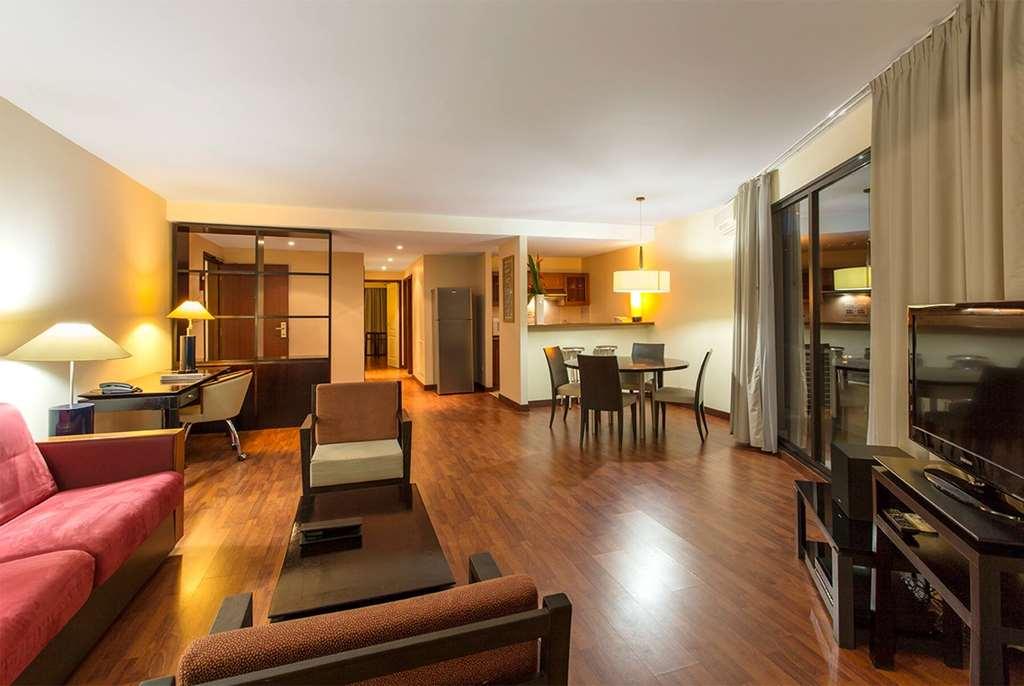 Ramada Hotel & Suites By Wyndham Noumea Værelse billede