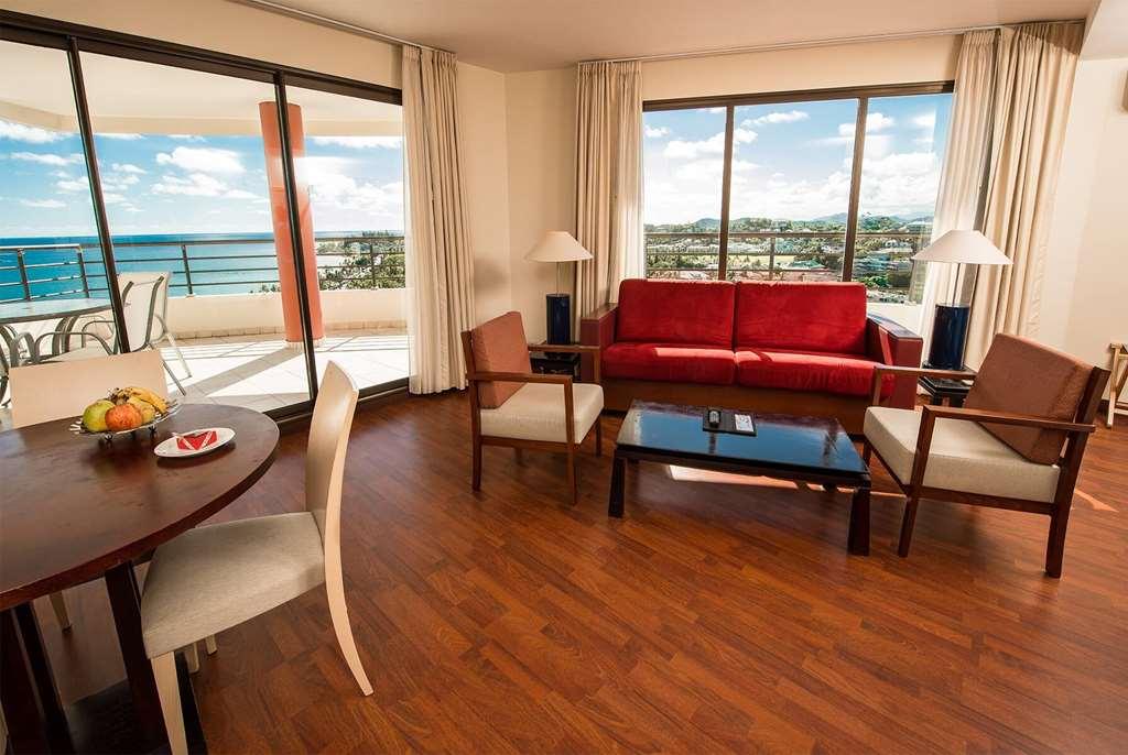Ramada Hotel & Suites By Wyndham Noumea Værelse billede